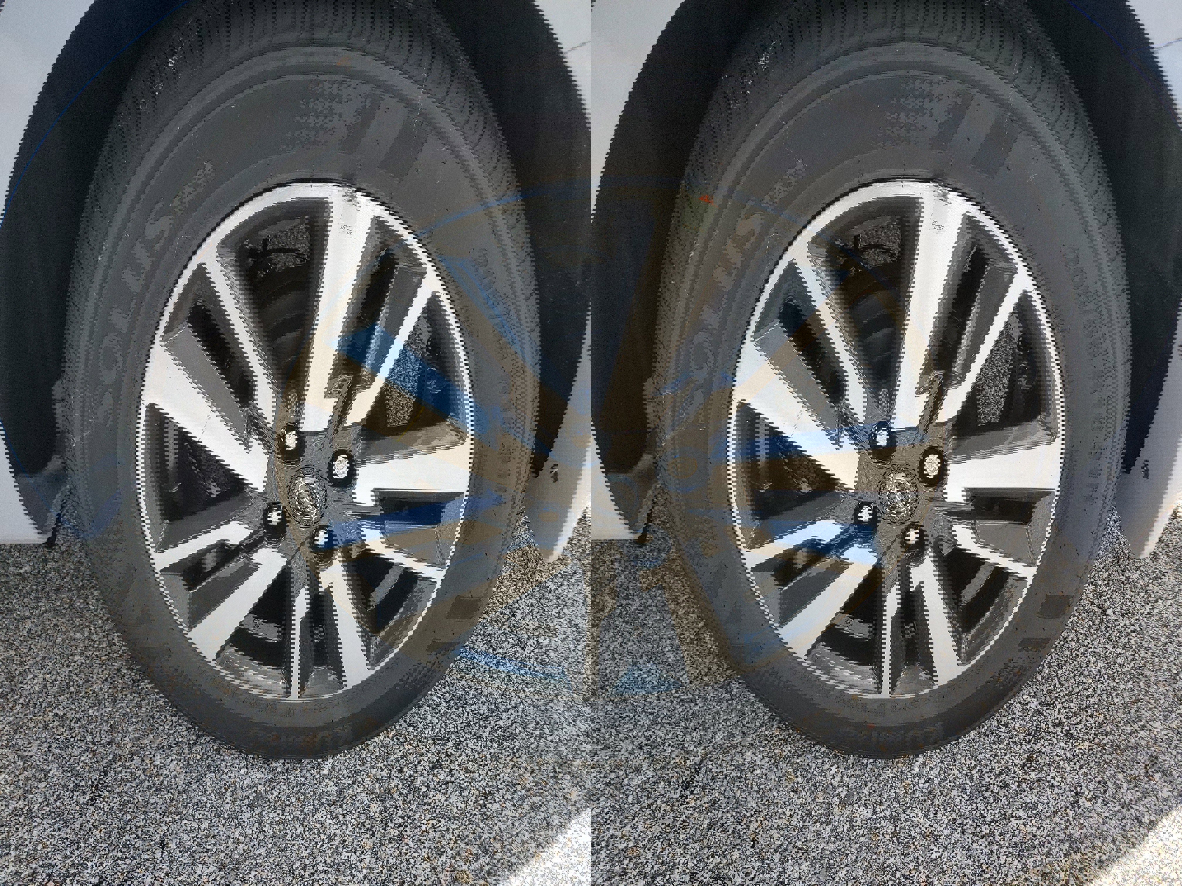 New 2025 Nissan Versa SV w/ Trunk Package image 9