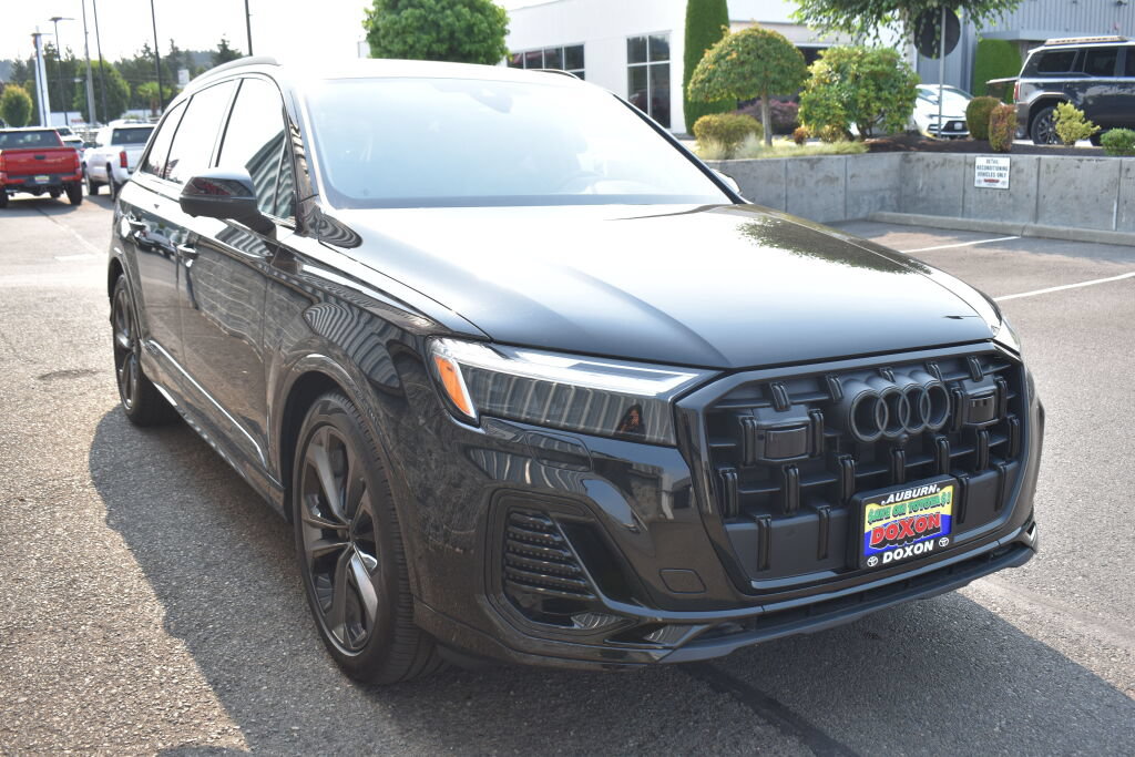 Used 2026 Audi Q7 3.0T Premium Plus w/ Premium Plus Package AWD/4WD image 4