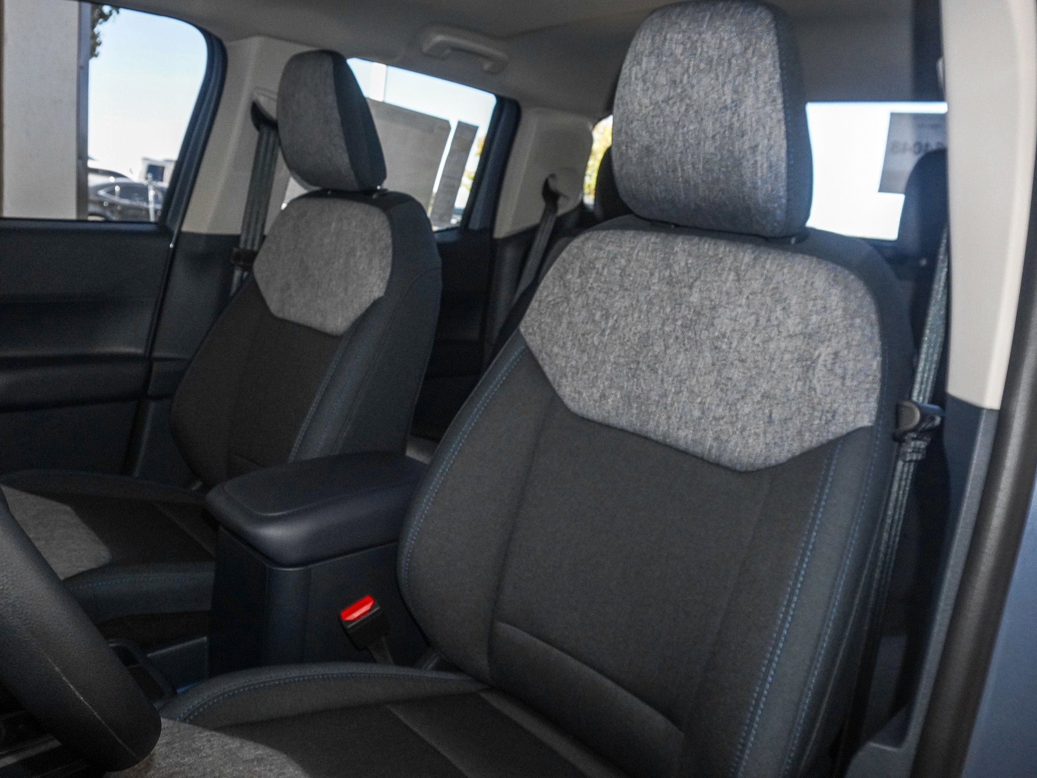 New 2025 Ford Maverick XLT image 24