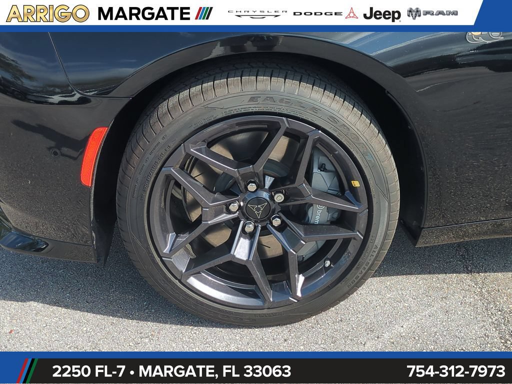 New 2026 Dodge Charger Scat Pack w/ Blacktop Package AWD/4WD image 11