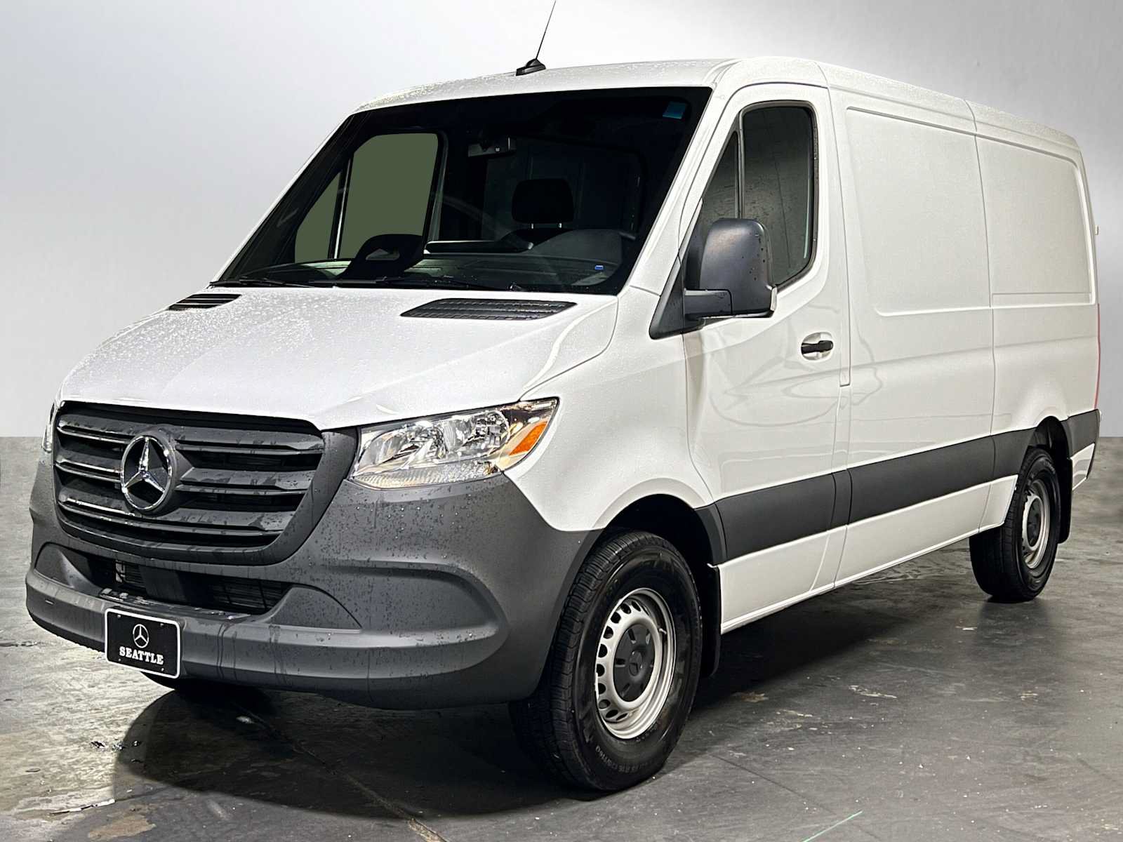 Used 2025 Mercedes-Benz Sprinter 2500 image 7