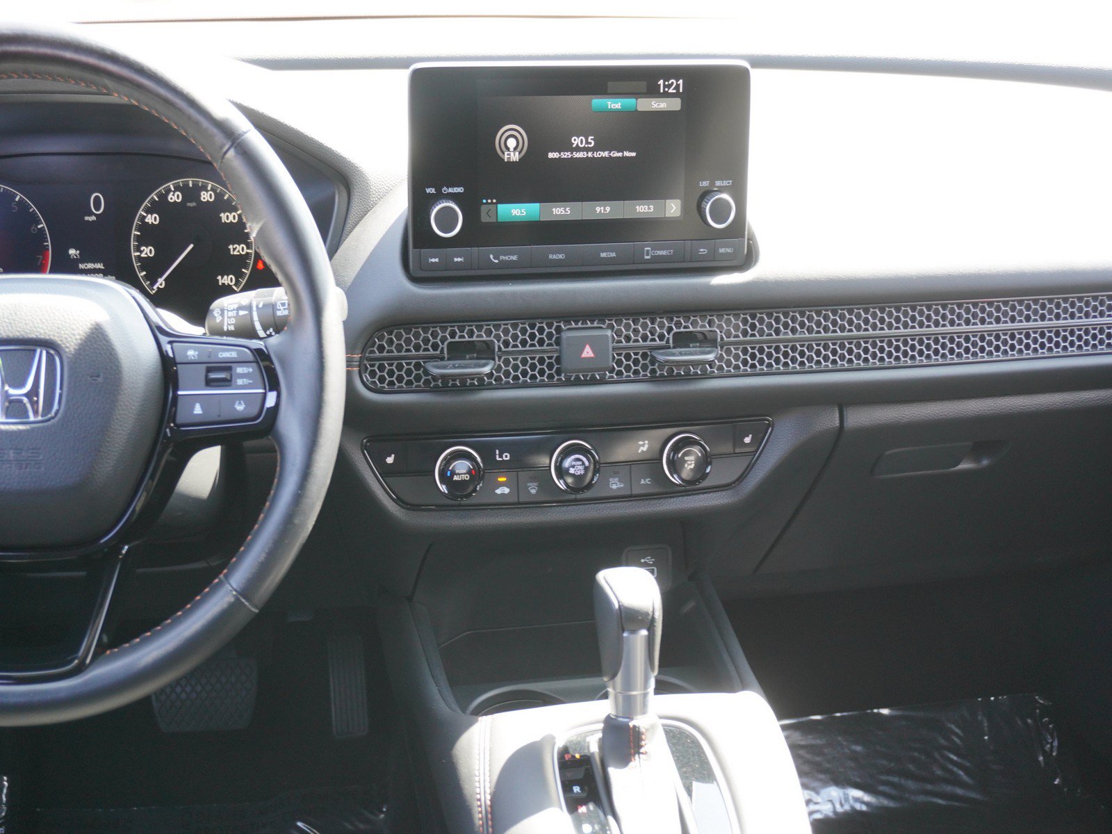 Used 2025 Honda HR-V Sport image 15