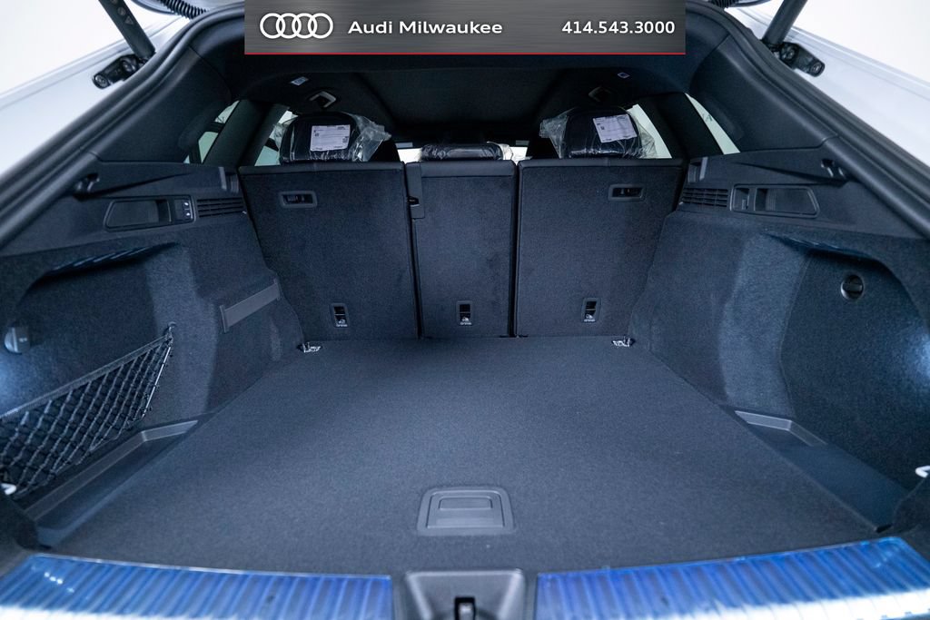 New 2026 Audi SQ5 Premium Plus AWD/4WD image 13