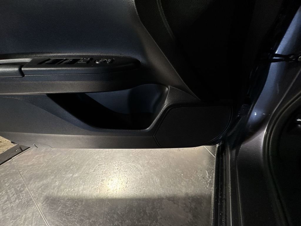 Used 2017 Honda Accord Sport Special Edition image 20