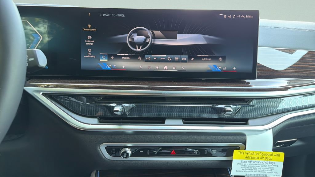 New 2026 BMW X5 xDrive50e image 14