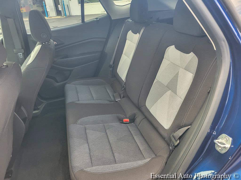 Certified 2024 Chevrolet Trax LS w/ LS Convenience Package FWD image 11