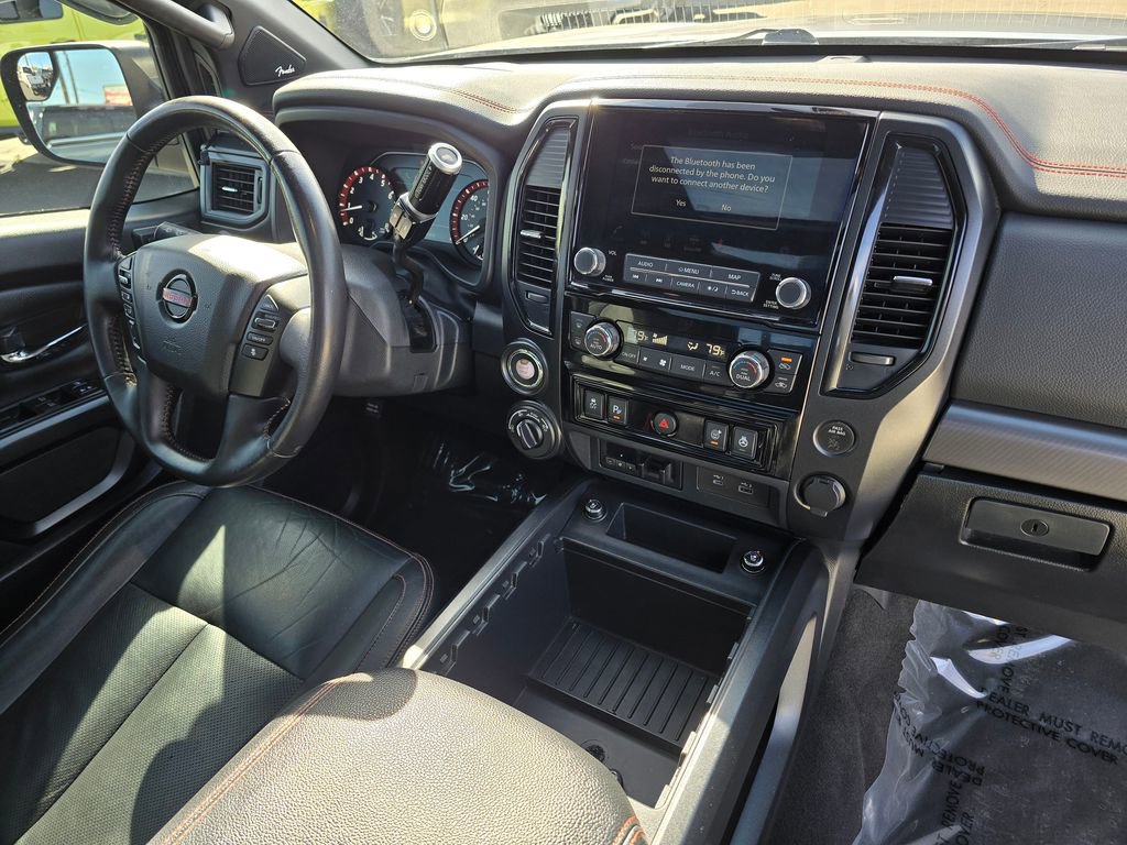 Used 2021 Nissan Titan PRO-4X w/ Pro-4x Convenience Package image 11