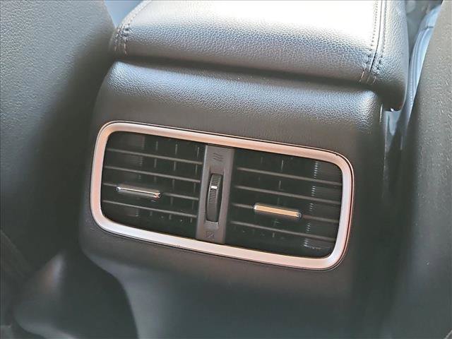 Used 2016 Honda CR-V Touring image 26