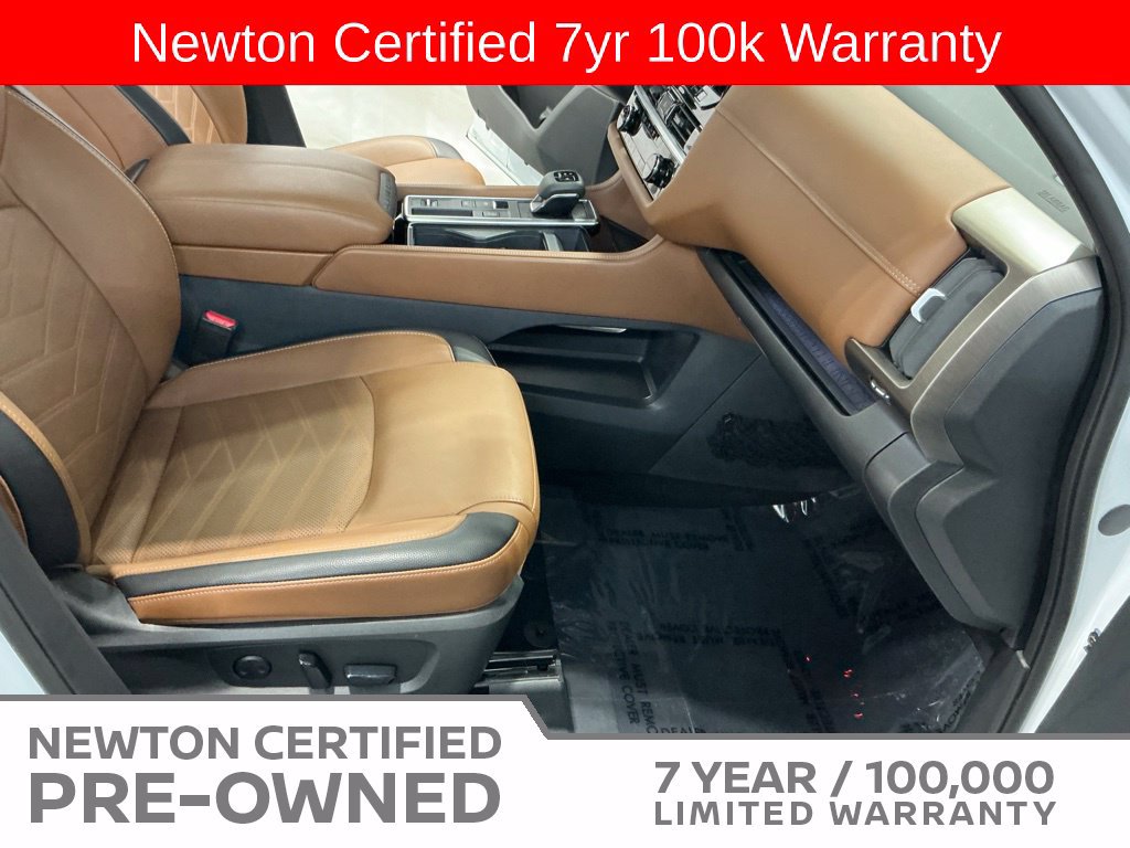 Used 2025 Nissan Pathfinder Platinum w/ Cargo Package FWD image 18