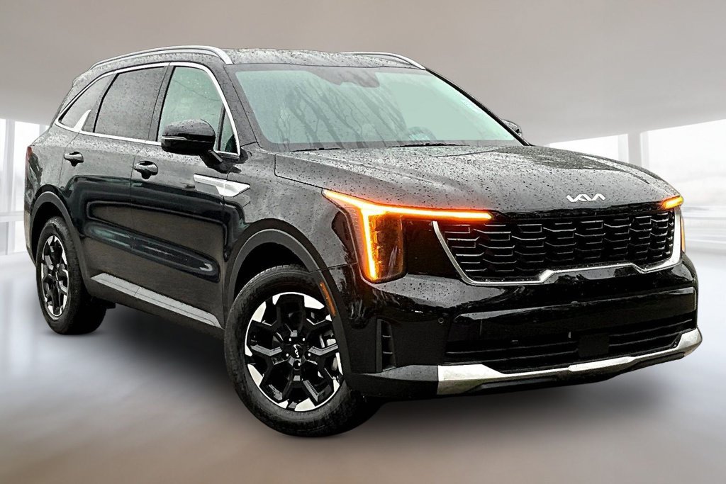 New 2026 Kia Sorento S FWD image 2