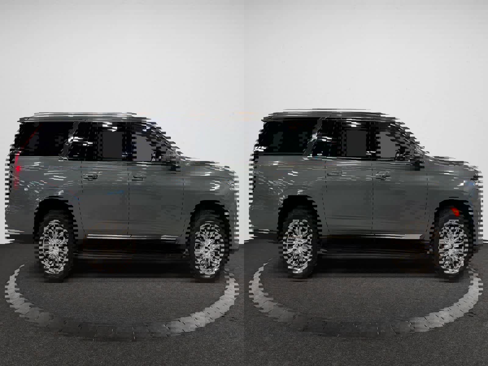 Certified 2024 Cadillac Escalade ESV Premium Luxury w/ LPO, Floor Liner Package image 2