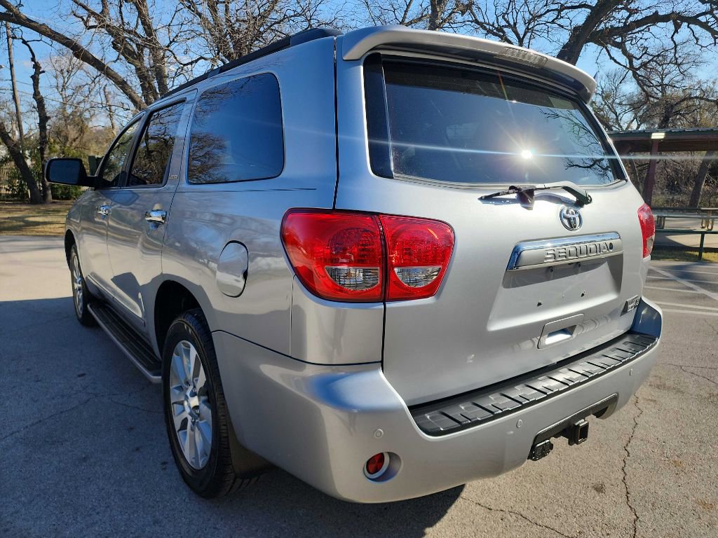 Used 2016 Toyota Sequoia Limited w/ Safety & Convenience Package image 5