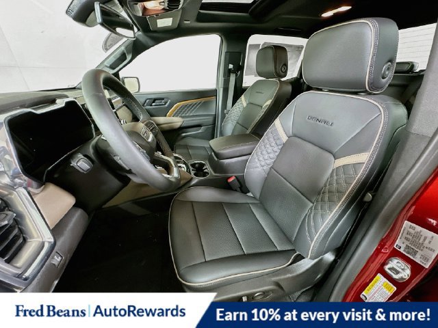New 2026 GMC Canyon Denali AWD/4WD image 14