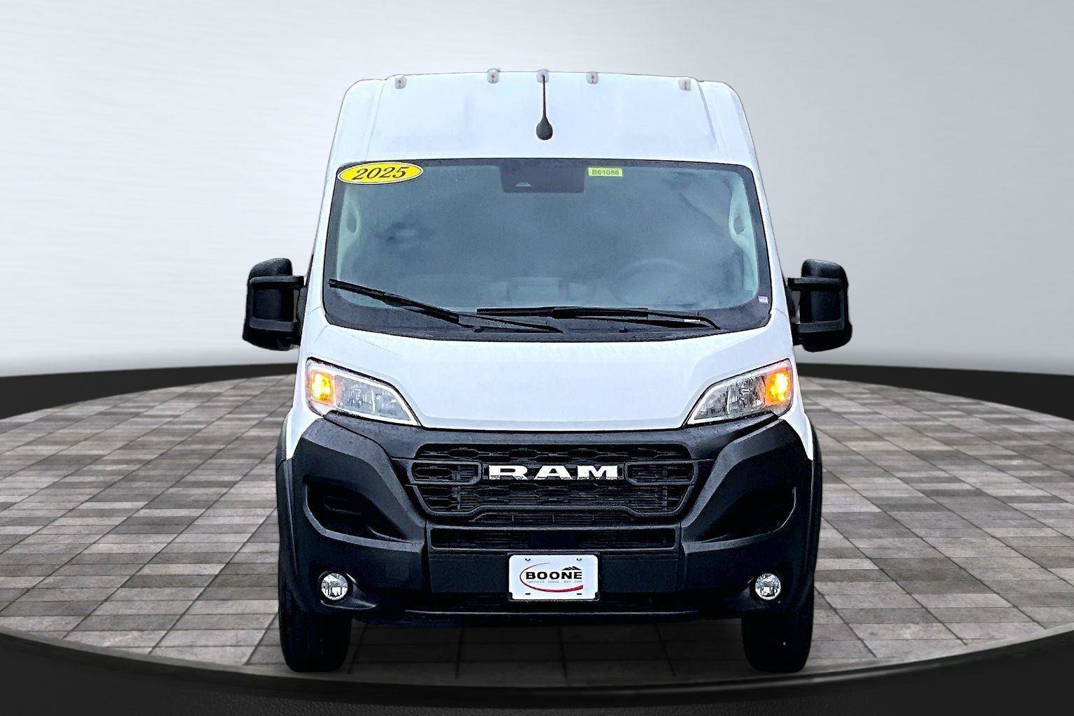 Used 2025 RAM ProMaster 3500 FWD image 2