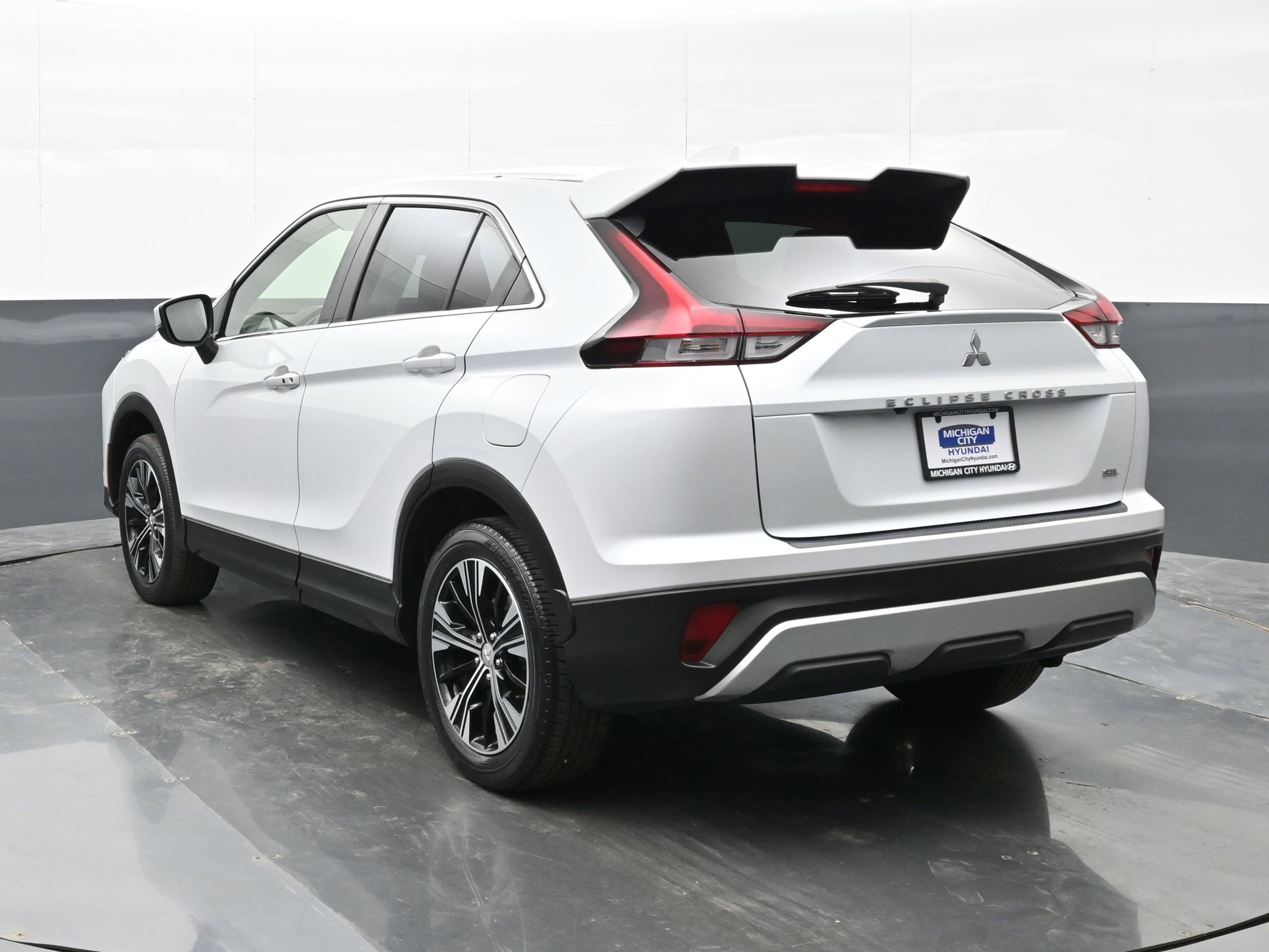 Used 2022 Mitsubishi Eclipse Cross SEL video 2