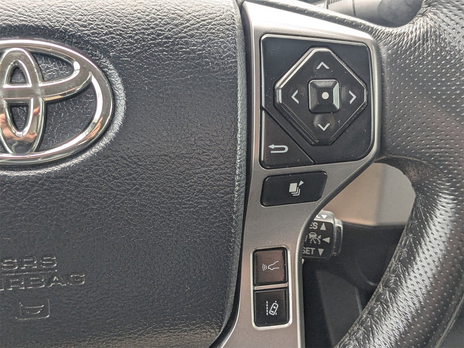 Used 2019 Toyota Tacoma SR5 image 27