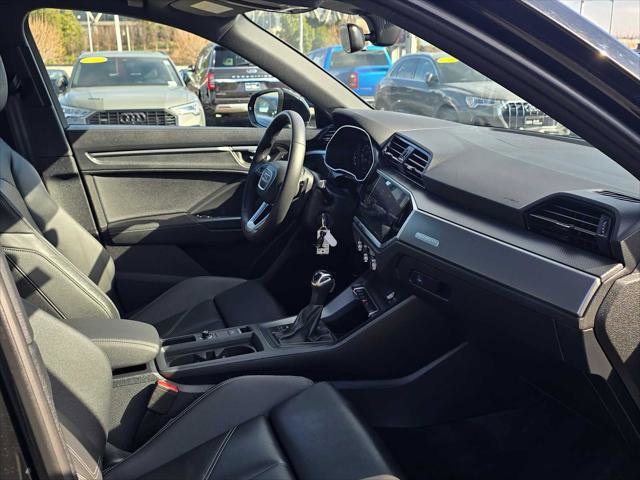 Certified 2025 Audi Q3 2.0T Premium w/ Black Optic Sport Package image 11