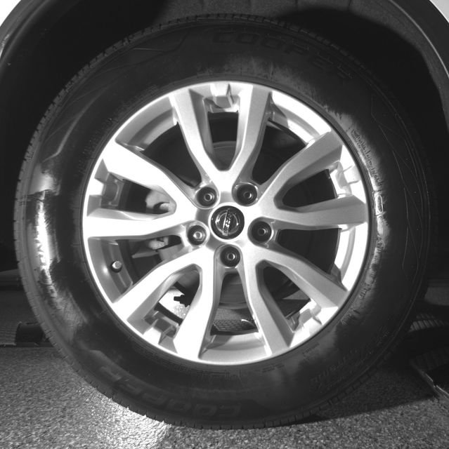 Used 2018 Nissan Rogue SV w/ Premium Package FWD image 17