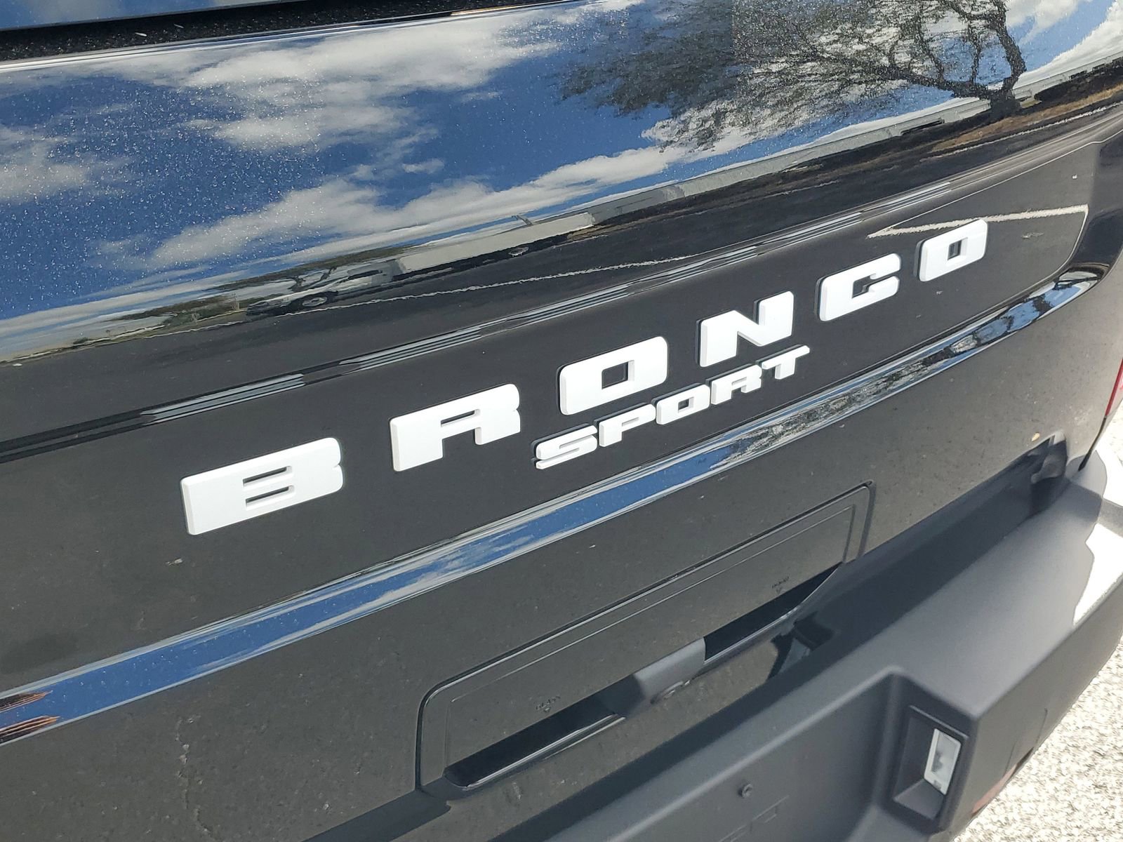 Certified 2024 Ford Bronco Sport Outer Banks image 6