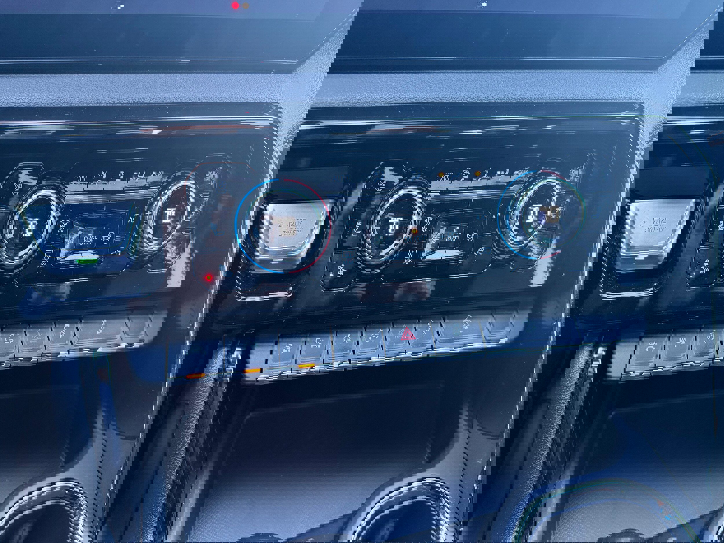 Used 2023 GMC Sierra 1500 AT4 w/ AT4 Premium Package image 20