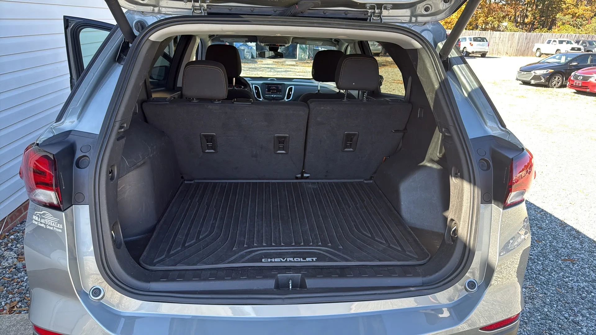 Used 2023 Chevrolet Equinox LT image 22