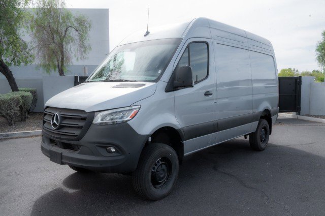 New 2025 Mercedes-Benz Sprinter 2500 image 1