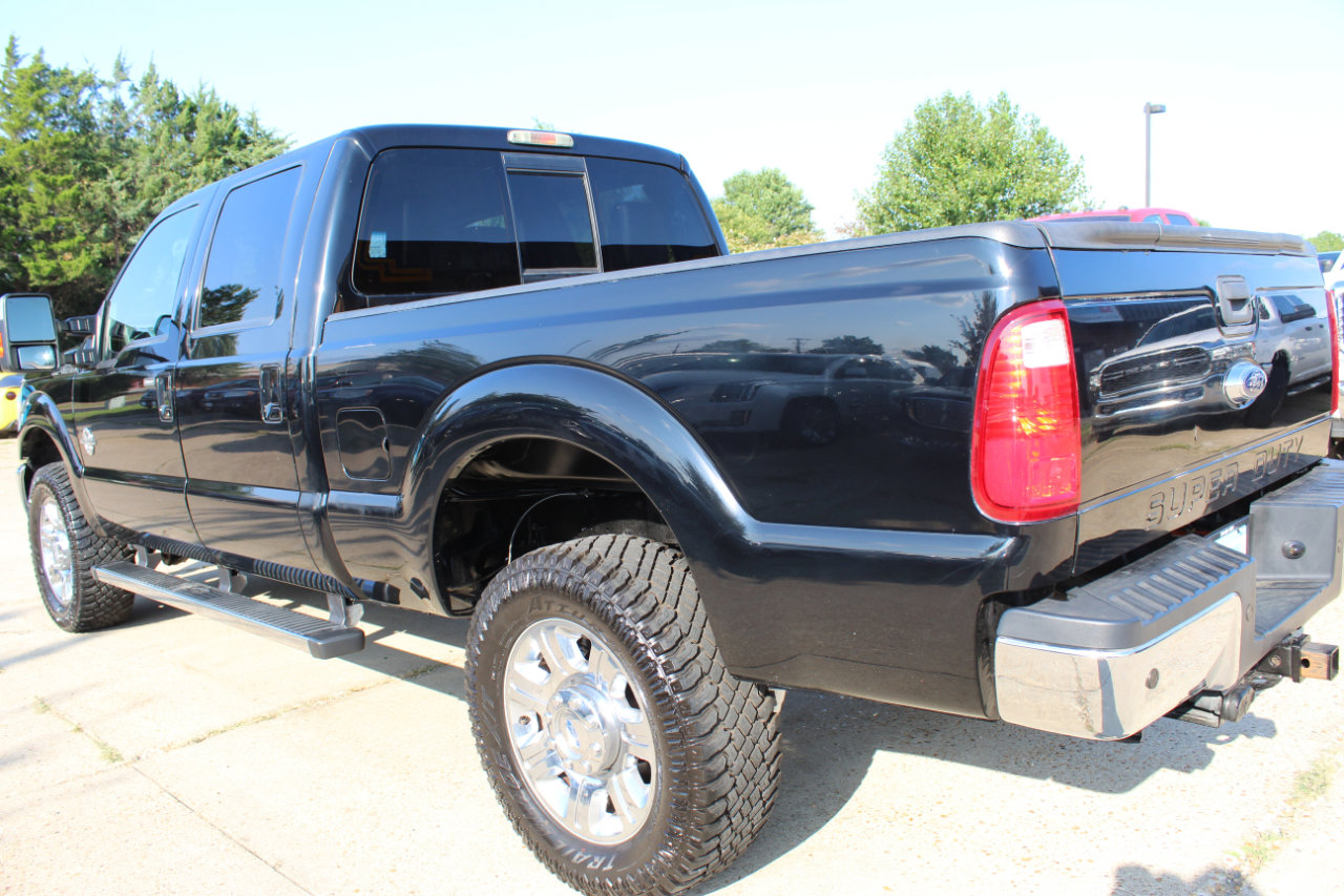 Used 2016 Ford F250 Lariat w/ Lariat Ultimate Package image 5