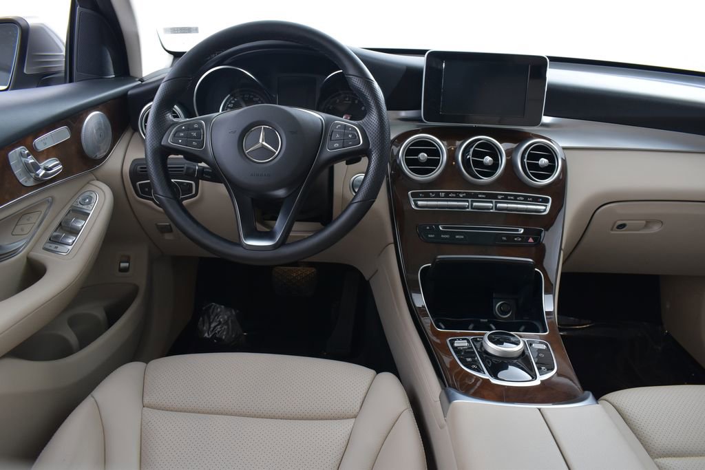 Used 2019 Mercedes-Benz GLC 300 4MATIC image 15