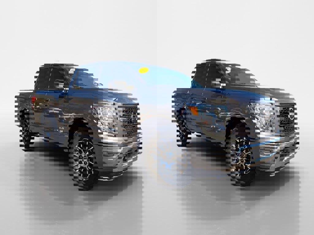 Used 2023 Nissan Titan SV image 1