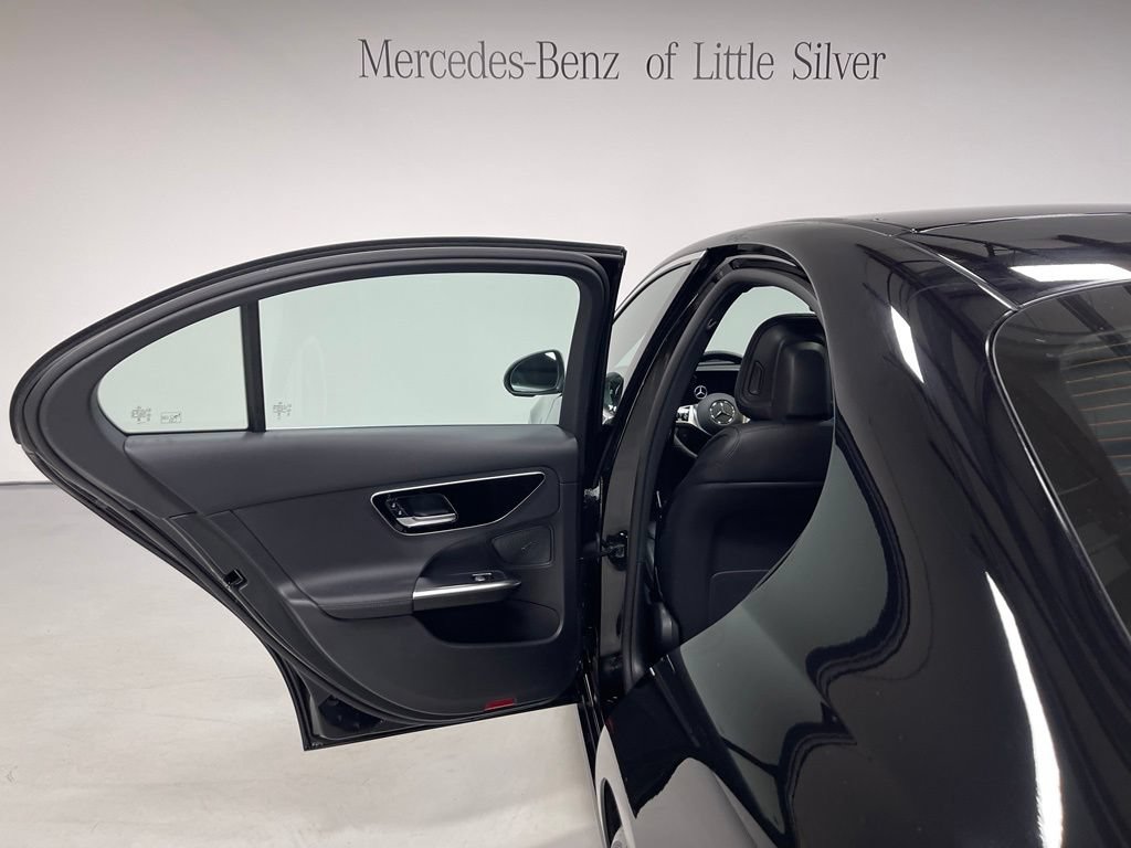 Certified 2023 Mercedes-Benz C 300 4MATIC Sedan image 23