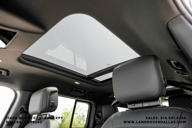 New 2026 Land Rover Defender 130 X-Dynamic SE AWD/4WD image 23