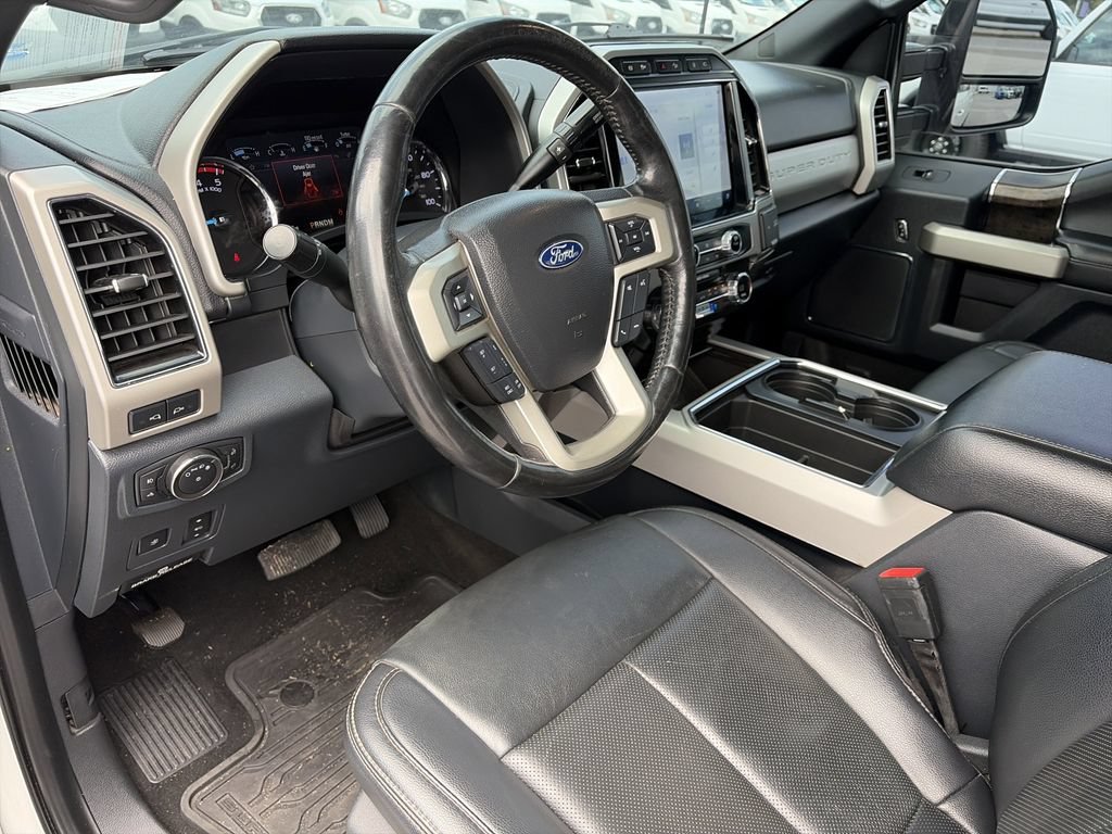 Certified 2022 Ford F250 Lariat w/ Black Appearance Package AWD/4WD image 11