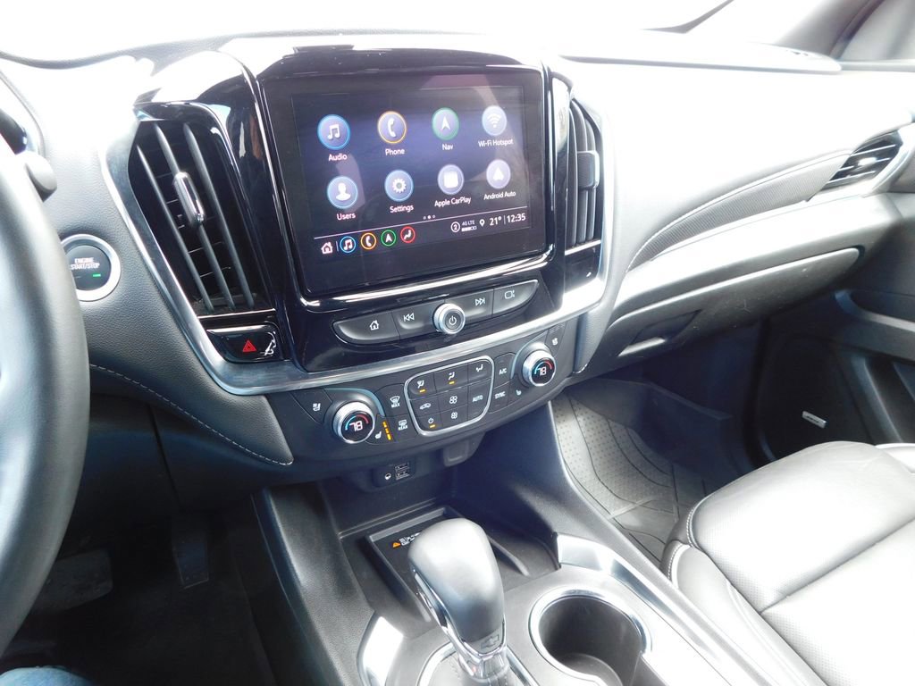 Used 2023 Chevrolet Traverse Premier w/ Redline Edition image 41
