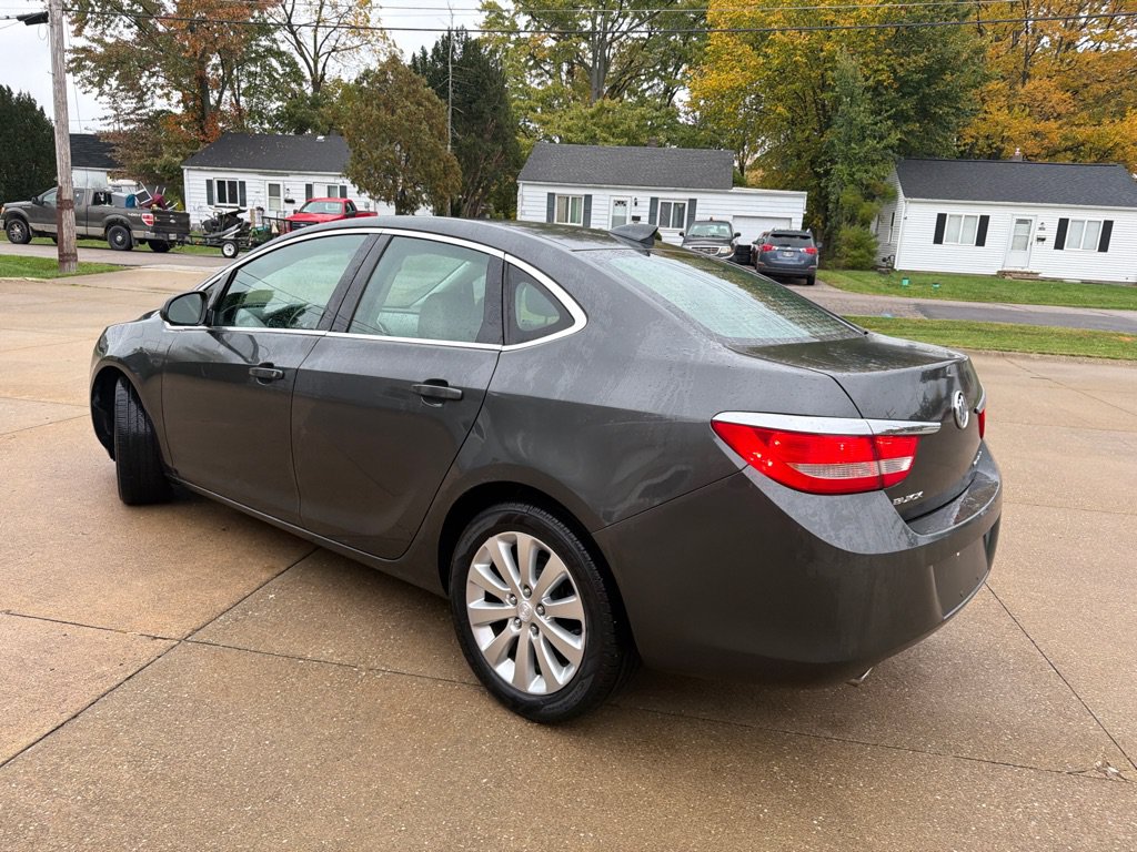 Used 2017 Buick Verano Convenience FWD image 8