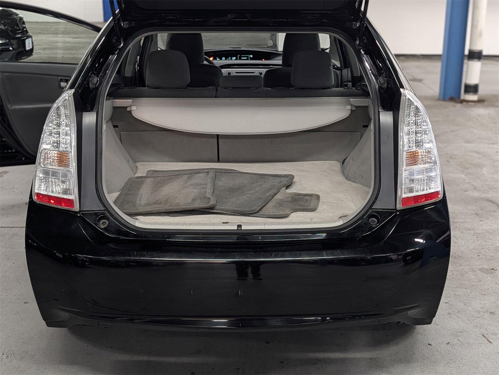 Used 2010 Toyota Prius Two image 17