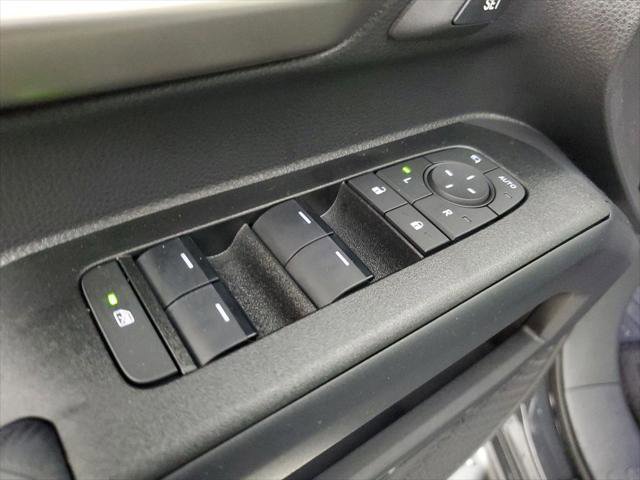 Used 2025 Toyota 4Runner Limited image 19