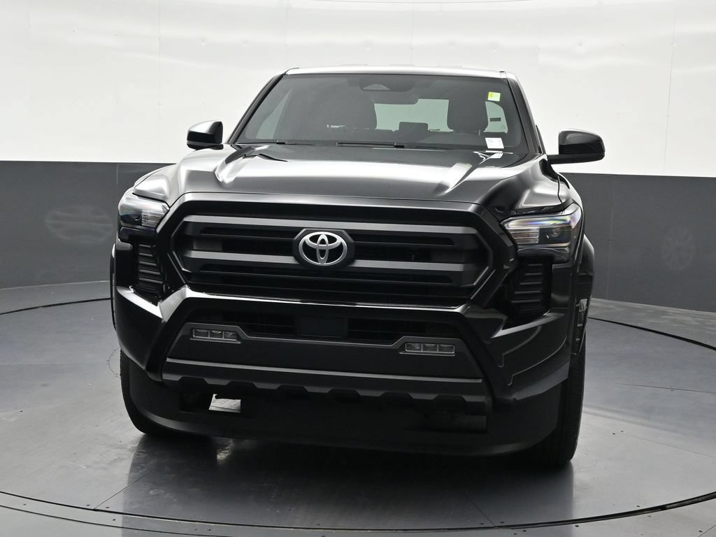 Used 2025 Toyota Tacoma SR5 RWD image 9