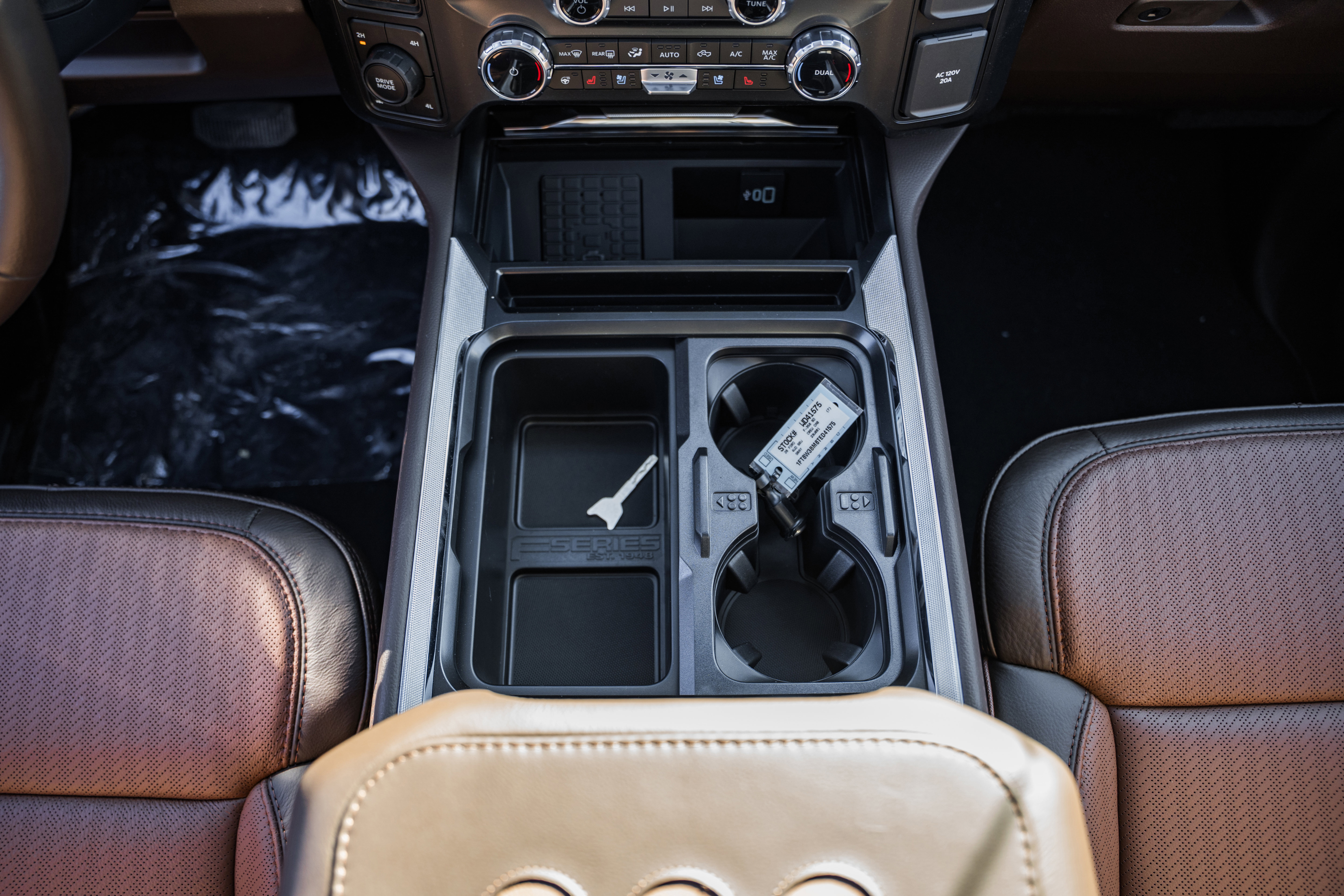 New 2026 Ford F350 King Ranch w/ Chrome Package image 34