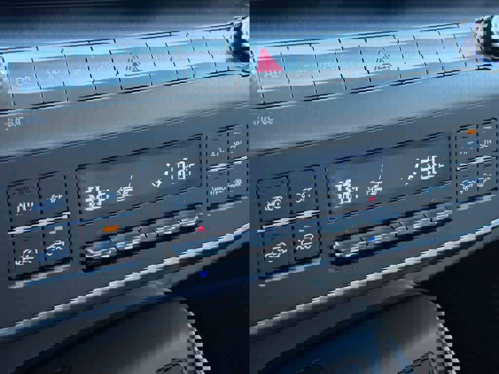 New 2026 Hyundai Kona Limited image 31