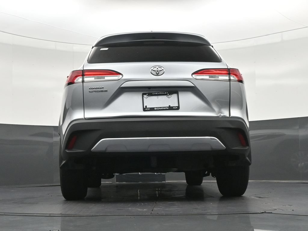 Used 2022 Toyota Corolla Cross L FWD image 26
