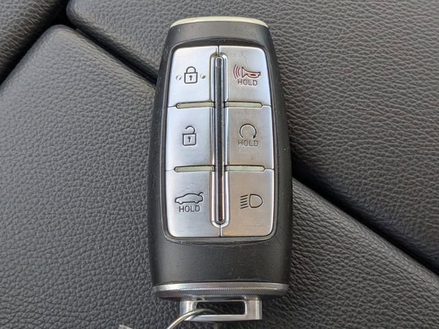 Used 2022 Genesis G80 2.5T RWD image 31