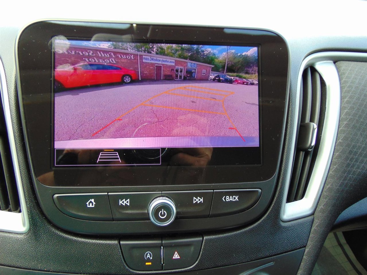 Used 2023 Chevrolet Malibu LT image 24