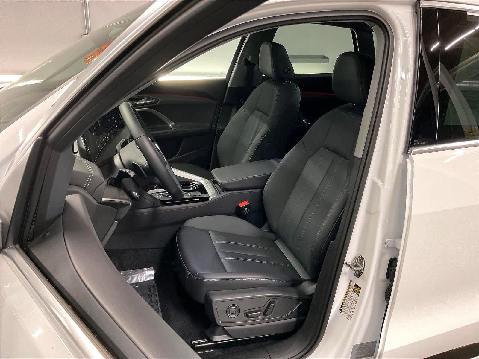 Certified 2025 Audi Q5 Premium AWD/4WD image 26