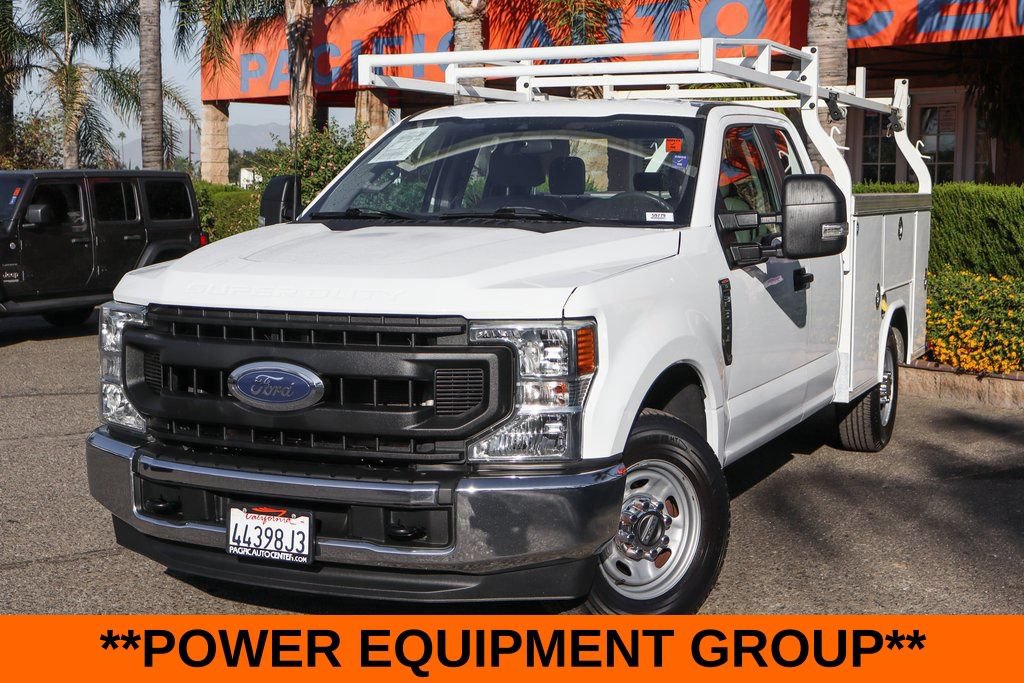 Used 2022 Ford F350 XL w/ Power Equipment Group RWD image 4