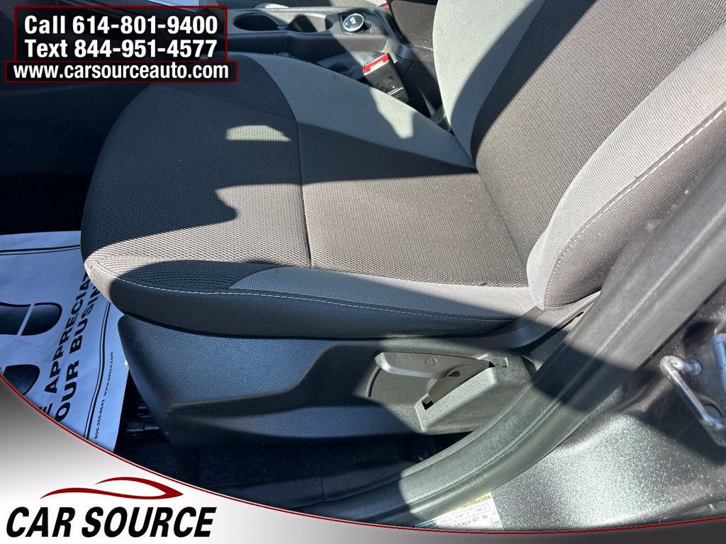 Used 2013 Ford Focus SE FWD image 13