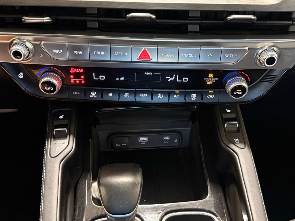 Certified 2025 Kia Telluride SX Prestige X-Line AWD/4WD image 16