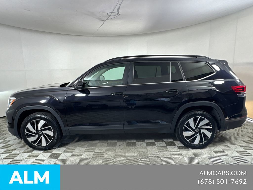 Used 2025 Volkswagen Atlas SE FWD image 11