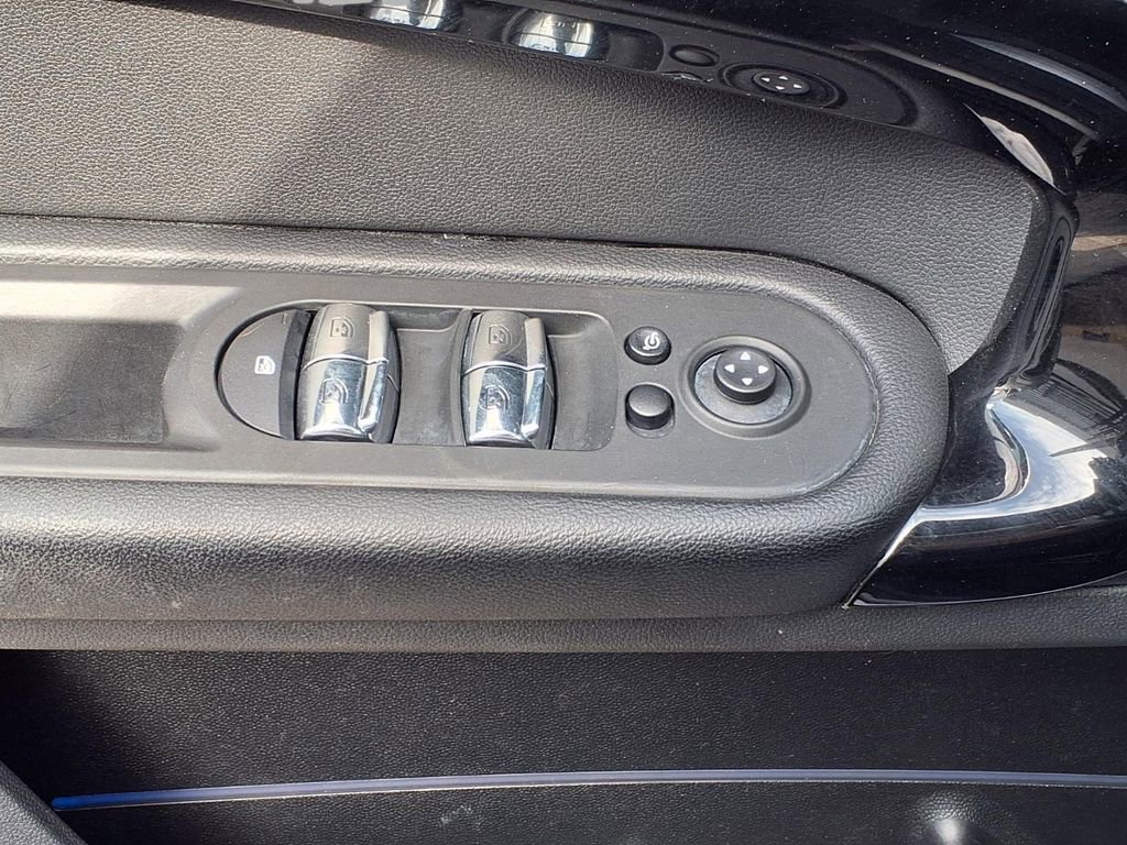 Used 2018 MINI Cooper Countryman S image 13