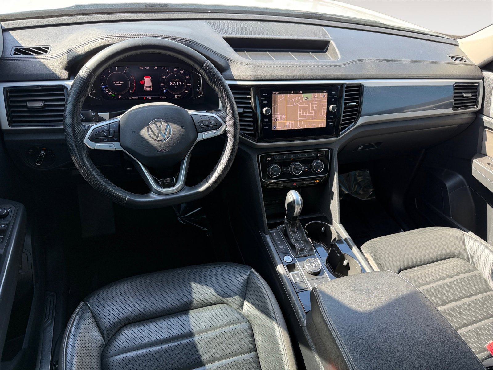 Used 2023 Volkswagen Atlas SEL Premium image 15