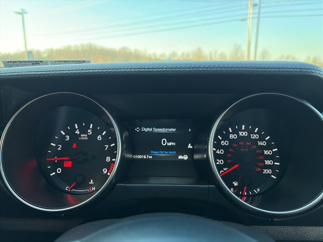 Used 2016 Ford Mustang Shelby GT350 w/ Technology Package RWD image 13